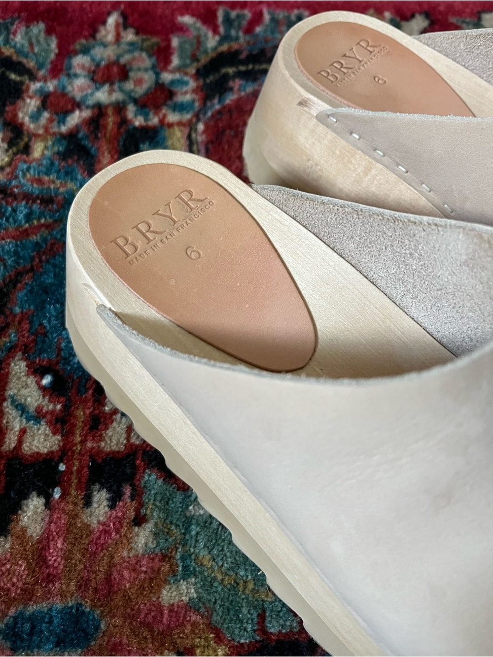 BRYR Platform Clogs in Cream US 6 - Picture 3 of 3